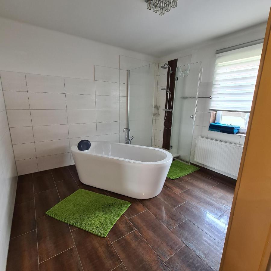 Ferienwohnung Claudia Altossiach Buitenkant foto